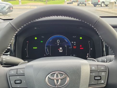 New 2026 Toyota Camry SE w/ Convenience Package FWD image 9