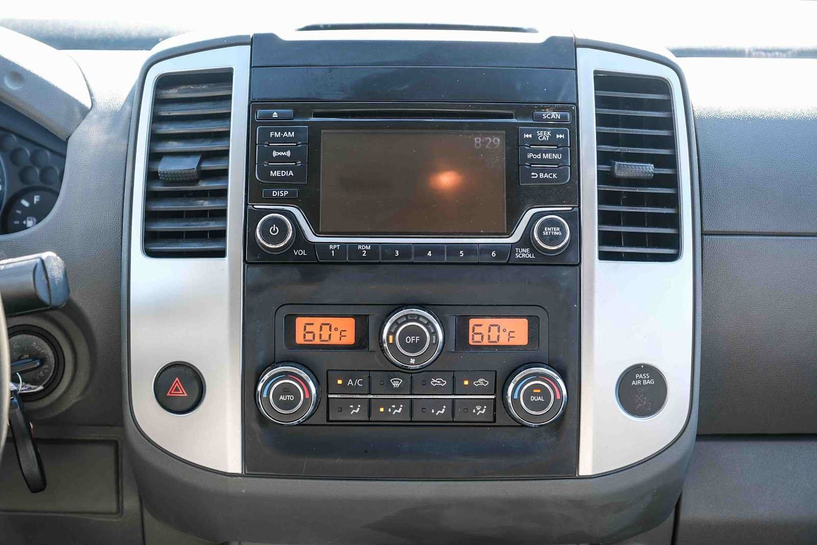 Used 2018 Nissan Frontier SV w/ Value Truck Package RWD image 13