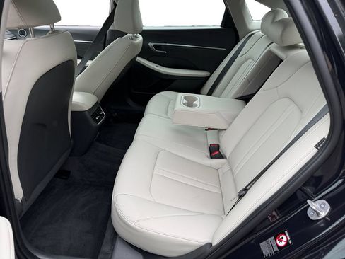 Used 2023 Hyundai Sonata Limited FWD image 13