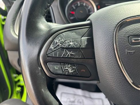 Used 2023 Dodge Challenger SXT image 16