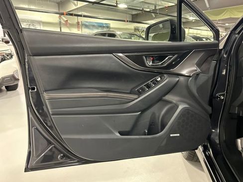 Used 2018 Subaru Crosstrek 2.0i Limited image 9