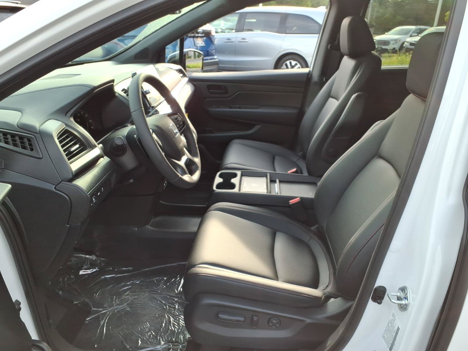 New 2027 Honda Odyssey Sport-L image 4