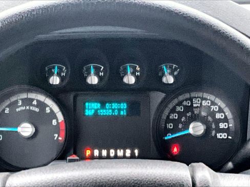 Used 2014 Ford F250 XL w/ Power Equipment Group image 21