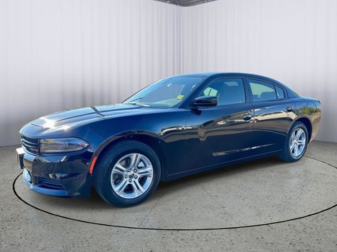 Used 2022 Dodge Charger SXT image 12