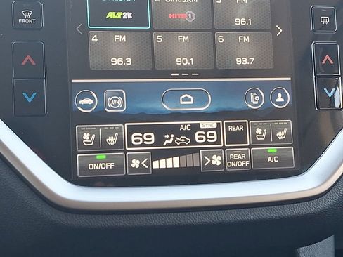 Certified 2025 Subaru Ascent Touring w/ Popular Package #2 image 17