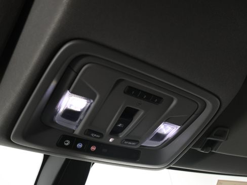 Used 2022 Chevrolet Silverado 1500 RST w/ Convenience Package II AWD/4WD image 66
