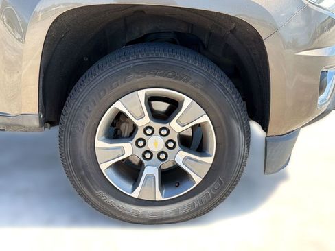 Used 2015 Chevrolet Colorado Z71 image 12