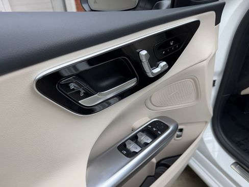 New 2026 Mercedes-Benz C 300 4MATIC Sedan image 11