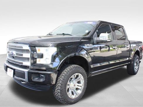 Used 2015 Ford F150 Platinum w/ Equipment Group 701A Luxury AWD/4WD image 10