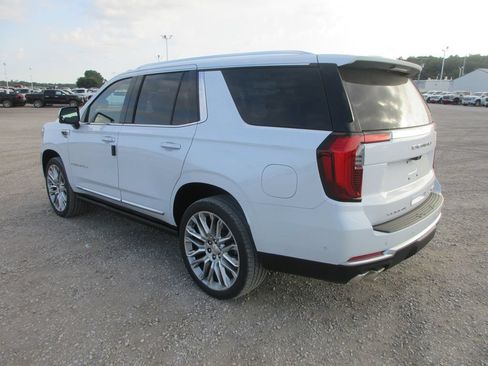 New 2026 GMC Yukon Denali w/ Denali Reserve Package AWD/4WD image 6