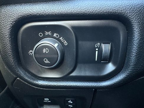 Used 2020 RAM 1500 Big Horn image 27