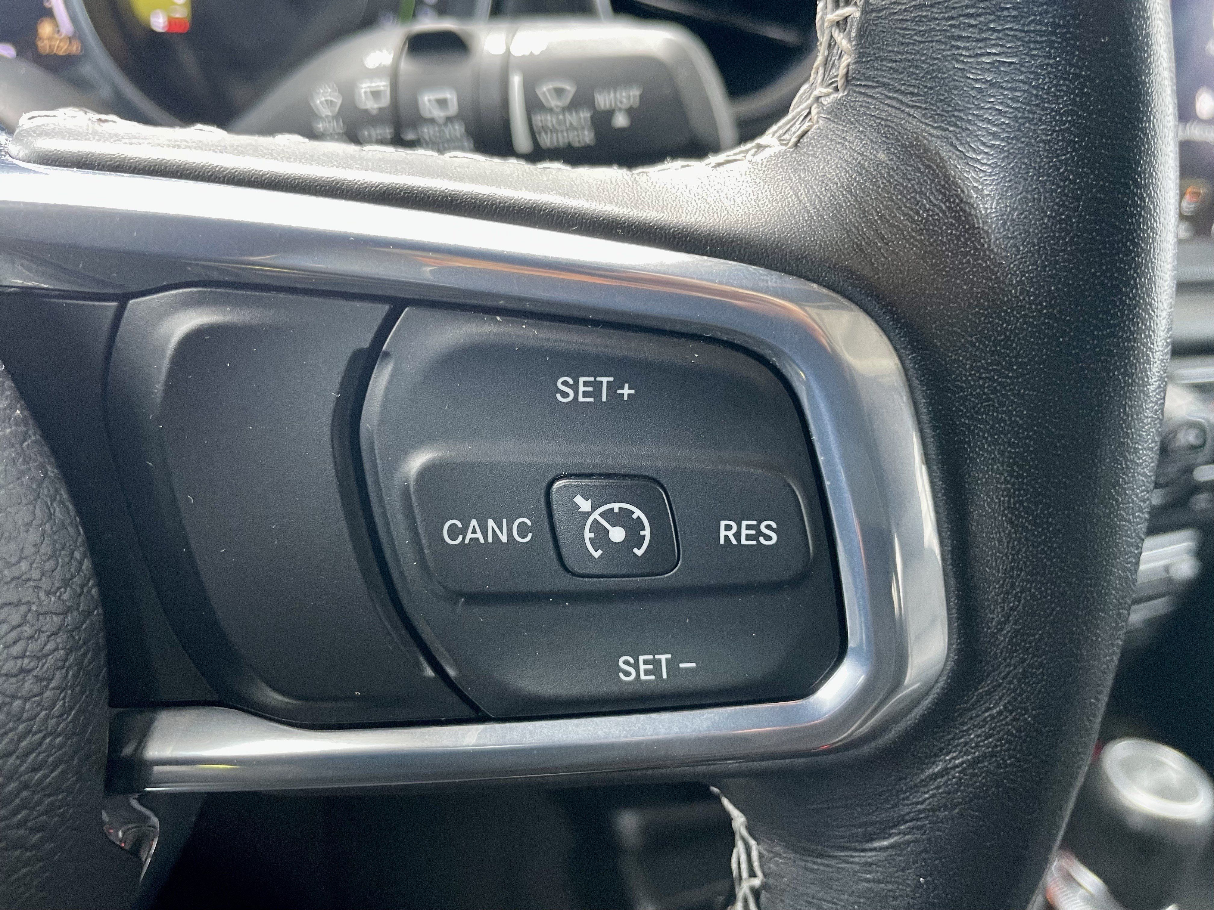 Used 2023 Jeep Wrangler Unlimited Sahara w/ Cold Weather Group AWD/4WD image 21