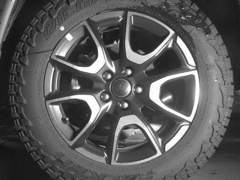Used 2025 Jeep Compass Trailhawk AWD/4WD image 14
