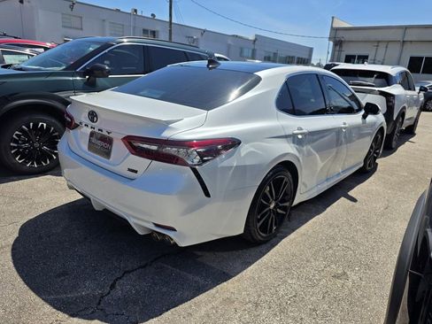 Used 2021 Toyota Camry XSE FWD image 2