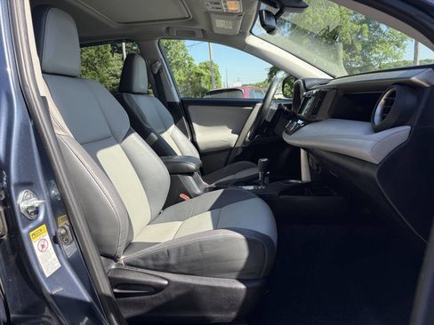 Used 2014 Toyota RAV4 Limited w/ Technology Package image 14