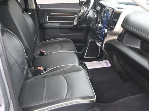 Used 2024 RAM 2500 Laramie AWD/4WD image 10