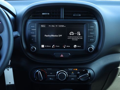 New 2025 Kia Soul LX image 8