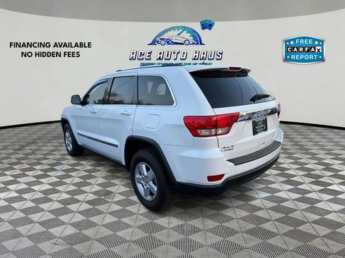 Used 2013 Jeep Grand Cherokee Laredo w/ Laredo E Group image 5