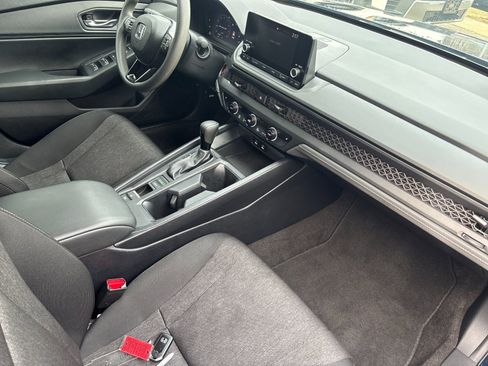 Used 2024 Honda Accord EX image 16