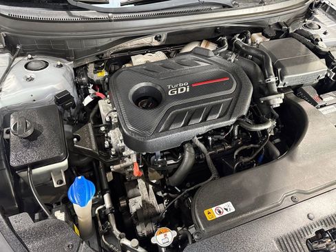 Used 2017 Hyundai Sonata Limited 2.0T image 41