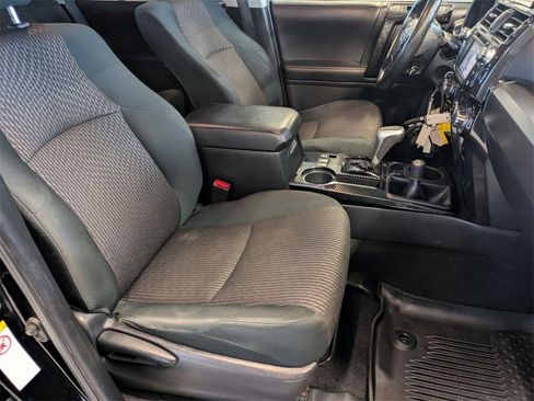 Used 2019 Toyota 4Runner TRD Off-Road image 19