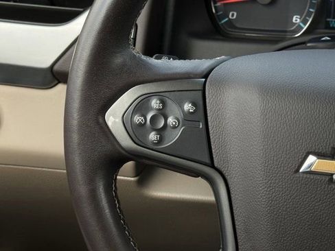 Used 2019 Chevrolet Tahoe LT RWD image 16