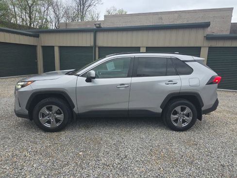 Used 2024 Toyota RAV4 XLE w/ Convenience Package image 3