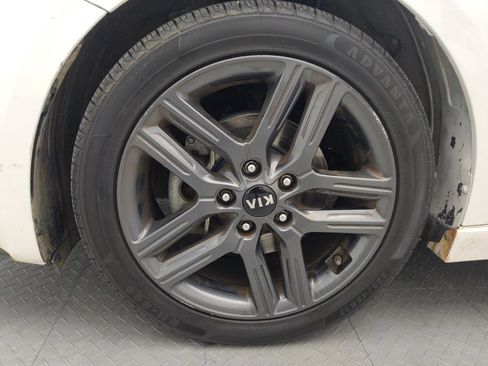 Used 2021 Kia Forte GT-Line FWD image 31