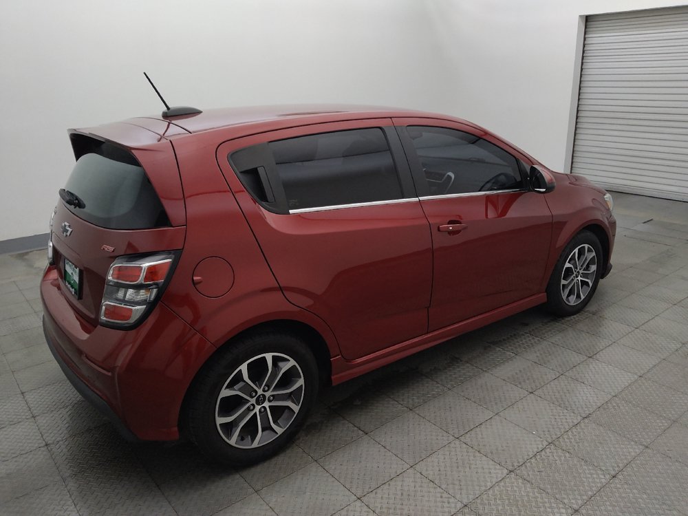 Used 2020 Chevrolet Sonic LT w/ Convenience Package FWD image 10