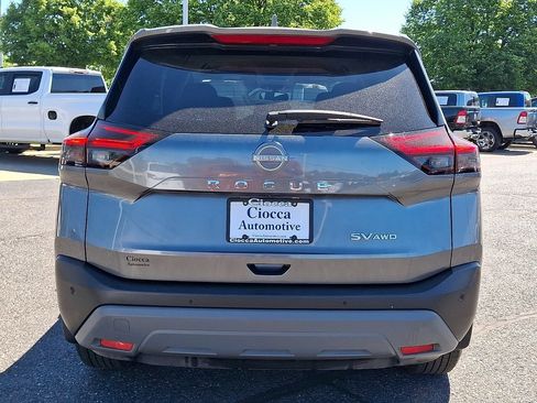 Used 2023 Nissan Rogue SV AWD/4WD image 8