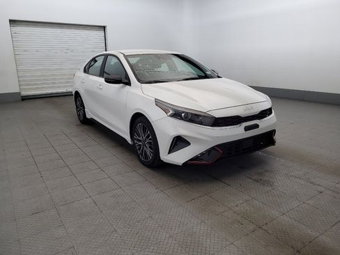 Used 2022 Kia Forte GT-Line w/ GT-Line Technology Package FWD image 13
