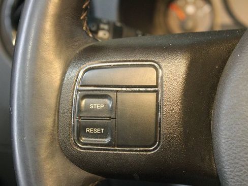 Used 2016 Jeep Patriot High Altitude image 19