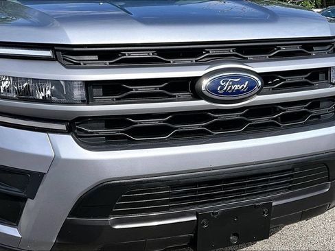 Used 2024 Ford Expedition XLT AWD/4WD image 37