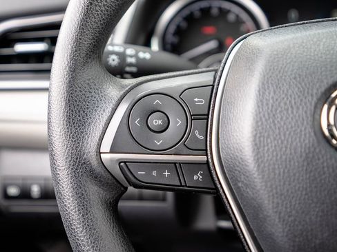 Used 2023 Toyota Camry LE image 16