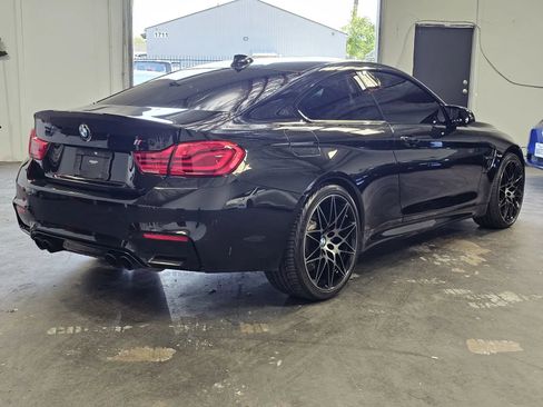 Used 2019 BMW M4 Coupe w/ Competition Package RWD image 4
