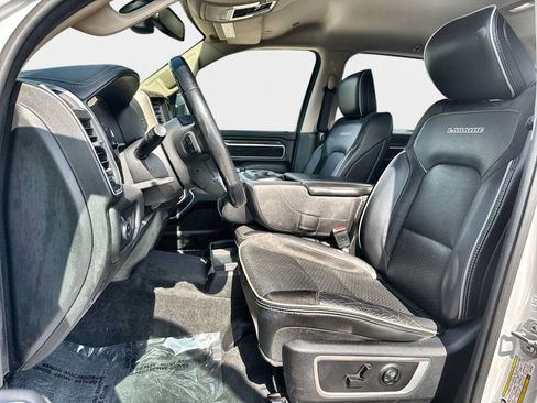 Used 2020 RAM 1500 Laramie AWD/4WD image 11
