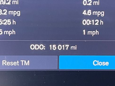 Used 2025 Volvo V60 B5 Cross Country Plus AWD/4WD image 18