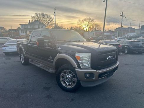 Used 2011 Ford F250 King Ranch w/ FX4 Off Road Pkg image 2