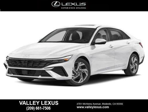 Used 2025 Hyundai Elantra Hybrid FWD image 4
