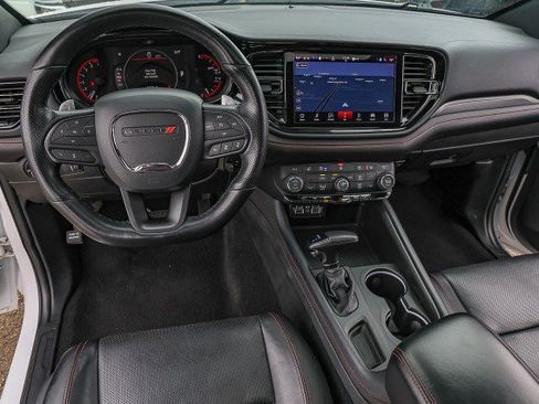 Used 2024 Dodge Durango GT RWD image 21
