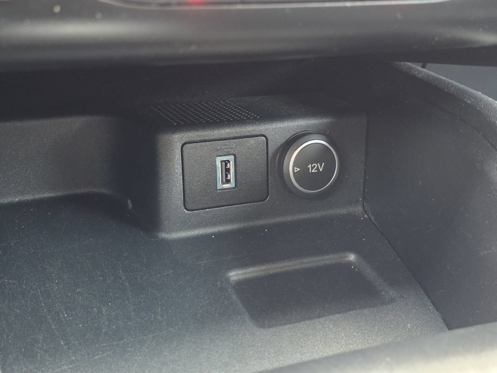 Used 2020 Ford Escape SEL FWD image 24