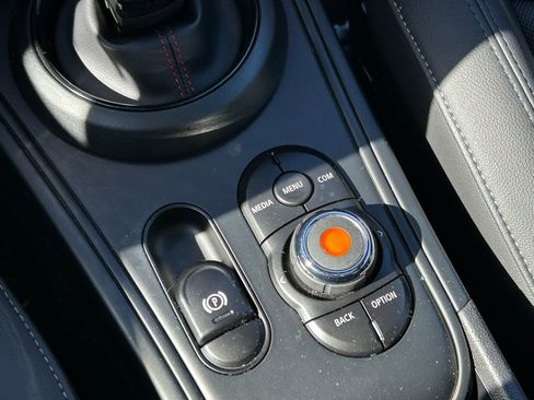 Used 2020 MINI Cooper Countryman S w/ Storage Package image 28
