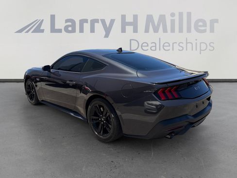 Used 2024 Ford Mustang GT RWD image 3