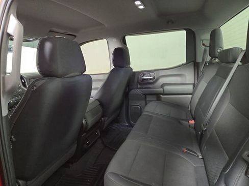 Used 2019 Chevrolet Silverado 1500 Custom w/ Custom Convenience Package image 16