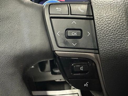 Used 2025 Toyota Camry XSE image 19