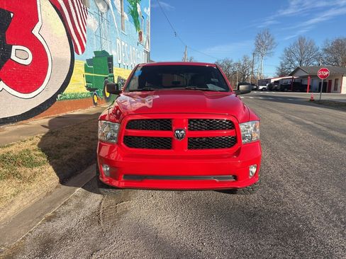 Used 2017 RAM 1500 Express image 9