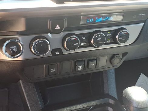 Used 2023 Toyota Tacoma SR5 AWD/4WD image 20