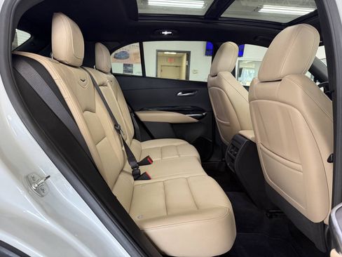 Used 2024 Cadillac XT4 Luxury w/ Cold Weather Package FWD image 30