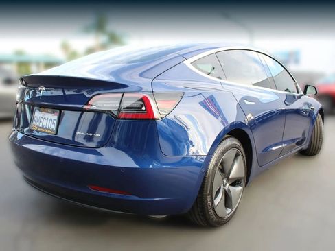 Used 2018 Tesla Model 3 Long Range image 5