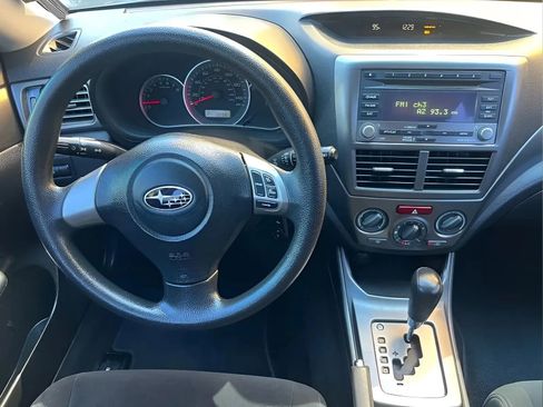 Used 2011 Subaru Impreza 2.5i AWD/4WD image 15